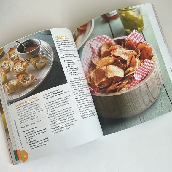 Taste of Home Blue Ribbon Winners 275+ Savory Bites & Sweet Delights Recipe Book - Picture 2 of 16